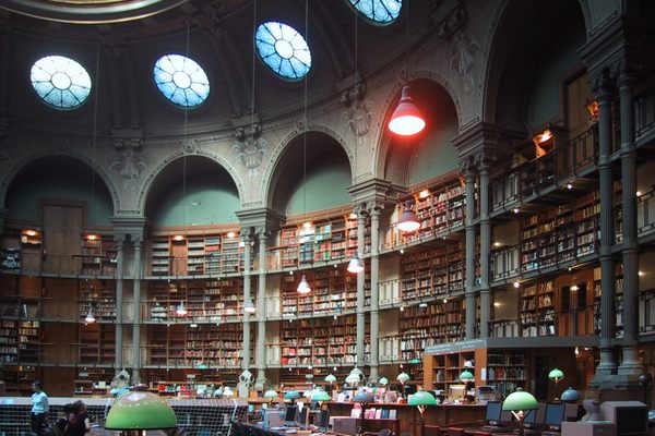 The oval reading room at the Bibliothèque nationale.